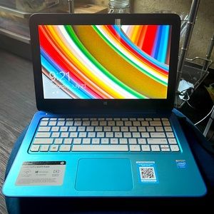 Touchscreen HP laptop